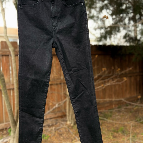 NWOT Abercrombie black jeans ultra high rise super skinny raw hem 28R 6 - Picture 3 of 15